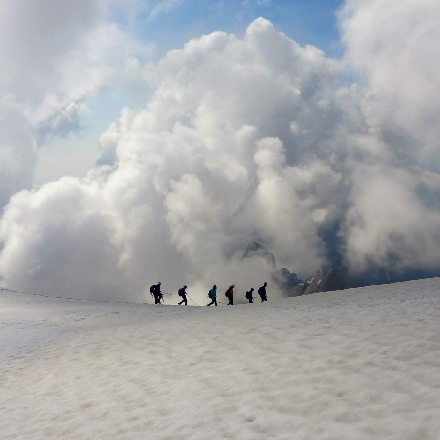 Ambiez peak – Tosa peak crossing