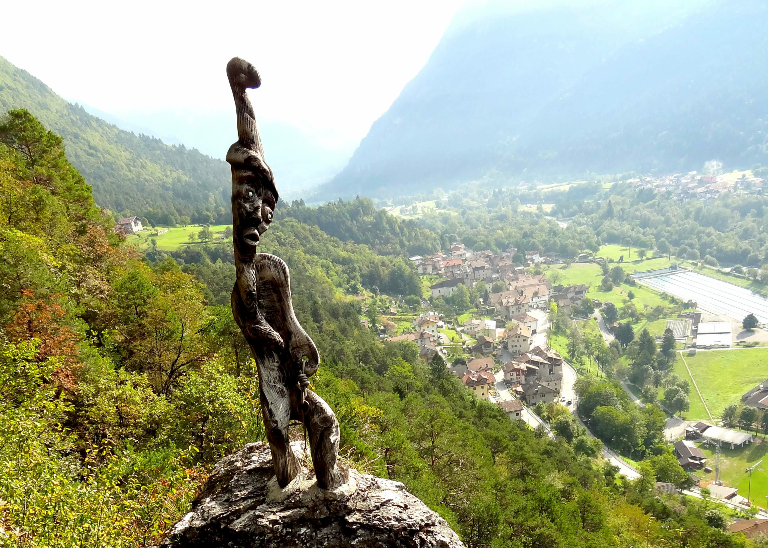 Via ferrata in Preore – Artpinistic path